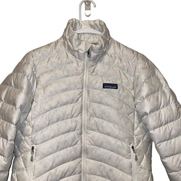 Patagonia Woman Down Jacket Size S - Picture 4 of 8